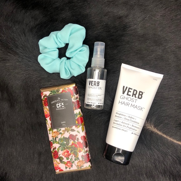 Love is in the hair-custom gift box - Picture 2 of 2